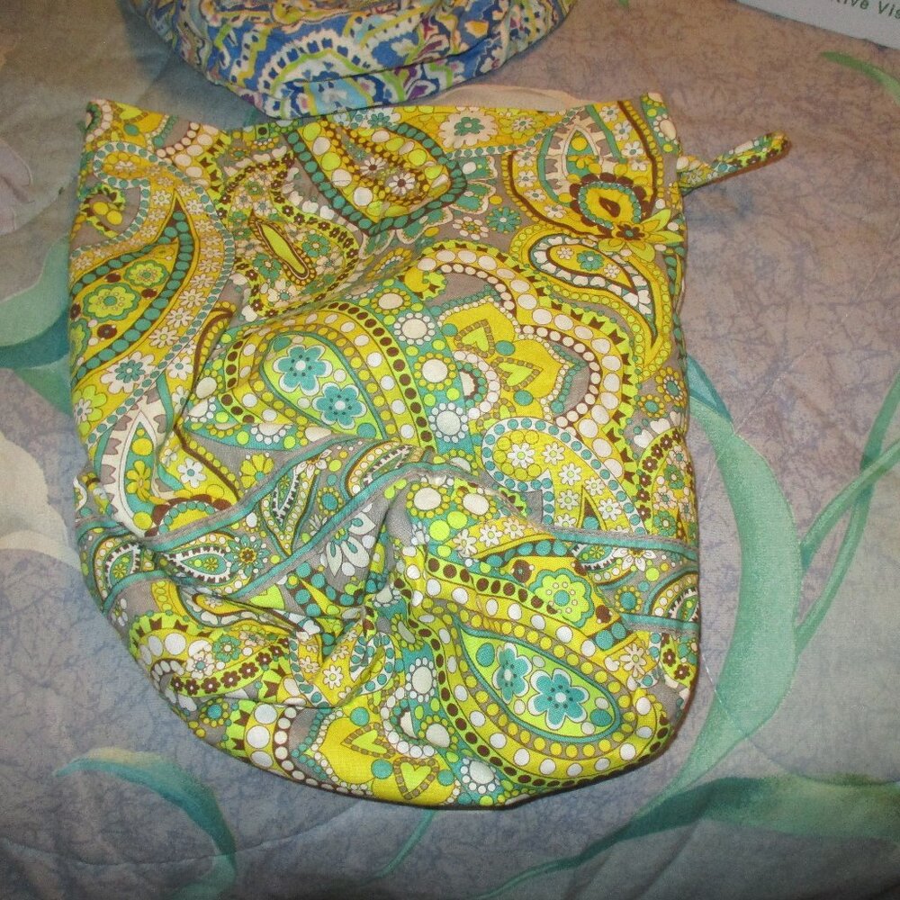 TWO VERY BRADLEY LUNCH BAGS HARDLY USED ONE BLUE ONE GREEN